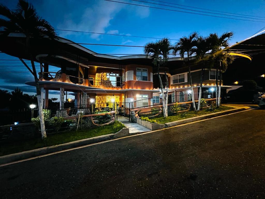 Bed and Breakfast The Royal Nest Trinidad Diego Martin Zewnętrze zdjęcie